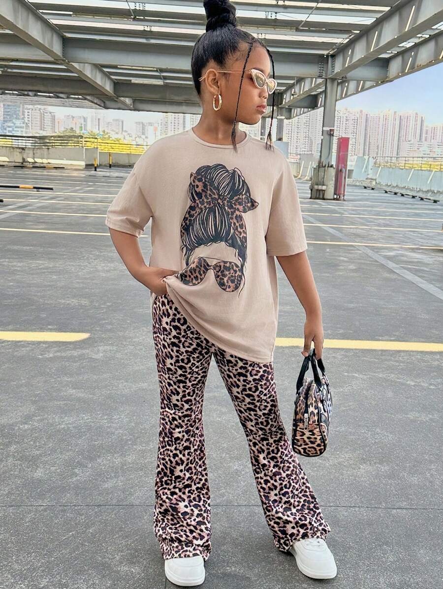 Niña preadolescente moda casual camiseta de cuello redondo manga corta con pantalones acampanados de estampado de leopardo