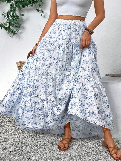 SHEIN VCAY 大码碎花印花喇叭裙，休闲假日风格