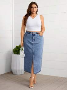 SHEIN Essnce Rok Mini Denim Kasual Ukuran Plus dengan Kancing Depan dan Saku, Belahan Samping - Biru - View 3