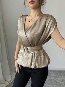Elenzga Blusa elegante y casual de unicolor con estampado de lámina metálica, cruzada al frente, hombros fruncidos, botones falsos de cuerno y cintura atada, diseño corto, ideal para vacaciones o uso diario, San Valentín