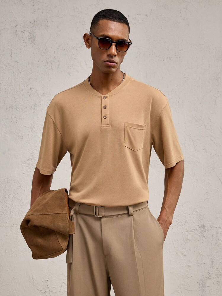 Herren gestricktes Poloshirt mit Stehkragen und schlanker Passform, Kurzarm, geeignet für den täglichen Gebrauch