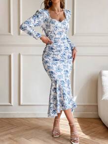 SHEIN VCAY Women's Elegant  Long Sleeve Knit Printed Sweetheart Neck Ruffle Hem Fitted Dress,Wedding Guest Dress,Cute Summer Dress,Summer Clothes ,European Summer - Blue and White - View 4