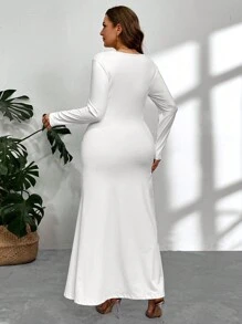 SHEIN Privé Plus Size White Solid Color Bodycon Fish Tail Dress, Elegant Sexy Deep Draped Neck Long Sleeve Tunic Dress, Suitable For Date, Vacation, Spring/Autumn