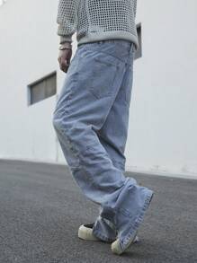 Manfinity Hypemode Men's Straight Leg Loose Casual Pockets Baggy Jeans, Versatile