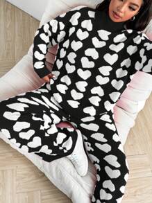 Flirla Fashion New Heart Pattern Long Sleeve Sweater Set For Autumn/Winter - Black and White - View 6
