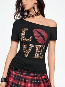 ROMWE Y2K 美式复古辣妹不对称肩部心形、嘴唇和豹纹印花女式 T 恤，夏季或女士休闲，演唱会外出，狂欢节，狂欢，乡村音乐会 - 黑色 - 查看 1