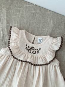 SHEIN Babygirl Summer Cute Floral Embroidered Ruffle Hem Top