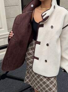 SHEIN EZwear Chaqueta de manga larga clásica con botones frontales, bolsillos parche y ribete de contraste, para otoño/invierno - Albaricoque - Ver 6