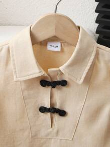 SHEIN 2pcs/Set Baby/Toddler Boys Chinese Style Han Dynasty Costume, Black Mandarin Collar Shirt & Elastic Waist Shorts Set, Casual Everyday Wear, Spring/Summer