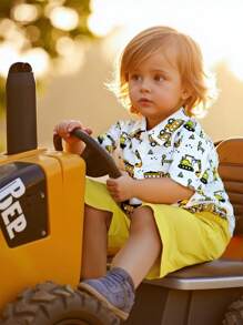 SHEIN 2pcs/Set Toddler Boy Cute Excavator Cartoon Car & Traffic Vehicle Pattern Short Sleeve Shirt With Yellow Shorts