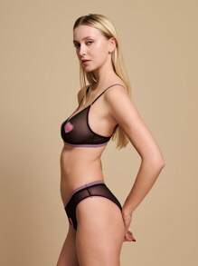 TryMe Women Heart Design Detail Simple Mesh Spaghetti Strap Bra, Casual Everyday Wear Lingerie - Black - View 4