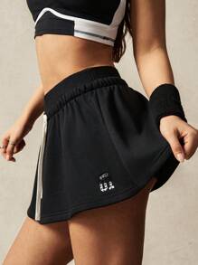VARSITIE Black Low-Rise Elastic Drawstring Mini Women Sports Skirts & Skorts