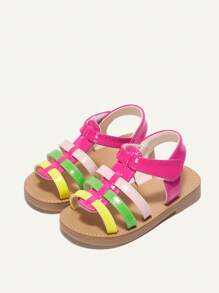 Cozy Pixies Sandalias planas de verano divertidas y versátiles para combinar con todo para niñas pequeñas en colores contrastantes - Rosa Fucsia - Ver 3