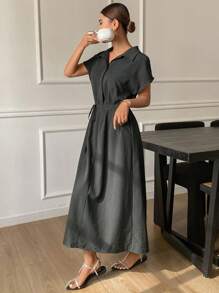 Livesso Einfarbiges, locker sitzendes, kurzärmliges, taillenumspieltes Hemdkleid im Maxilänge Stil für lässige Sommeroutfits, Strandmode für Frauen - Grau - Übersicht 3