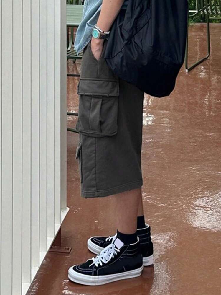 Summer Solid Color Cargo Pockets Design Grey Men's Shorts