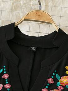 SHEIN LUNE 大码女式纯色编织黑色短袖甜心领夏季连衣裙，刺绣装饰，优雅浪漫百搭 - 黑色 - 查看 5