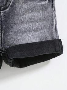 SHEIN 男宝宝夏季休闲简约猫须灰色牛仔短裤带口袋，宝宝春夏装春假装 - 淺灰色 - 查看 4