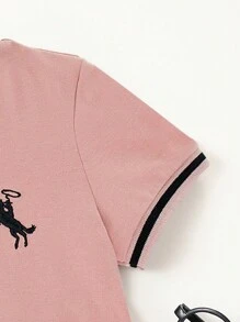 SHEIN Áo thun polo cổ đứng tay ngắn thêu cổ bẻ khóa nửa thân dành cho sinh viên thể thao thường ngày, thoải mái và đa năng khi đi chơi, đi học, tụ tập, ở nhà, thích hợp cho mùa xuân, mùa hè, đi chơi xa, ngày lễ, du lịch, thư giãn, tắm nắng - Hồng - Xem 6