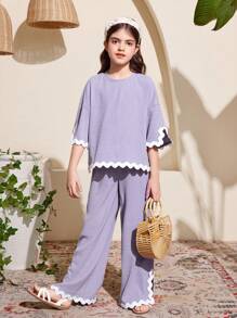 SHEIN Tween Girls Casual Fashion Round Neck Tape Trim Short Sleeve Top And Pants Set
