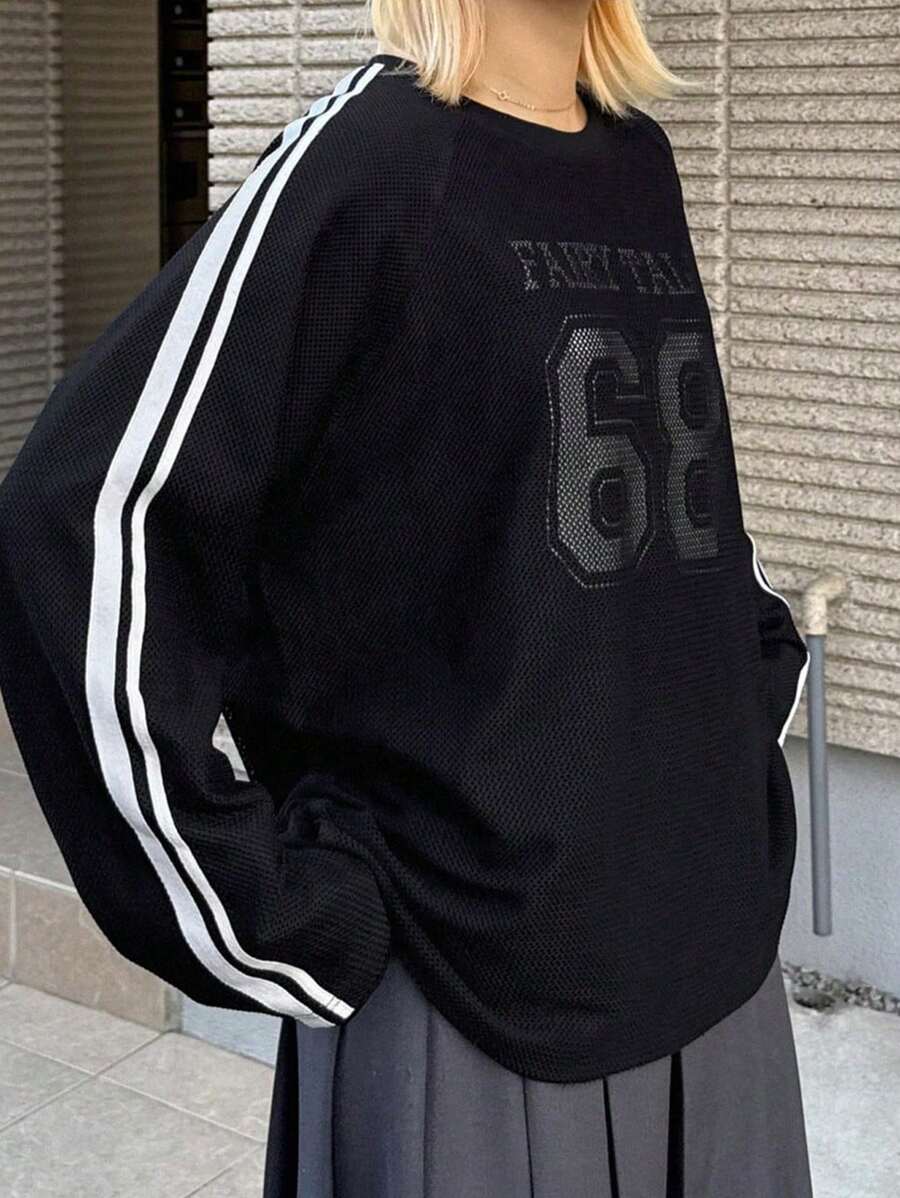 FRIFUL 女式秋季休闲拼色条纹字母和数字印花 T 恤，图案 T 恤长袖女式上衣 - 黑色 - 查看 1