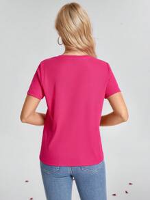 SHEIN LUNE 女式紫红色底色红心图案短袖 T 恤，情人节，外出上衣 - 粉色 - 查看 2