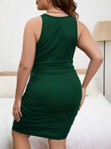 SHEIN Privé Plus Size Solid Color Round Neck Ruched Bodycon Sleeveless Dress - Dark Green - View 2