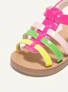 Cozy Pixies Sandalias planas de verano divertidas y versátiles para combinar con todo para niñas pequeñas en colores contrastantes - Rosa Fucsia - Ver 8