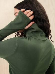 SHEIN EZwear 女士休闲军绿色高领字母图案修身短款针织上衣 - 軍綠色 - 查看 5