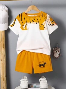 SHEIN 2 sztuki/zestaw dla chłopców, casualowy, uroczy nadruk tygrysa, okrągły dekolt, krótki rękaw, T-shirt i spodenki, nadaje się do codziennego noszenia, styl college'owy, wiosna/lato - Żółty - Zobacz 1