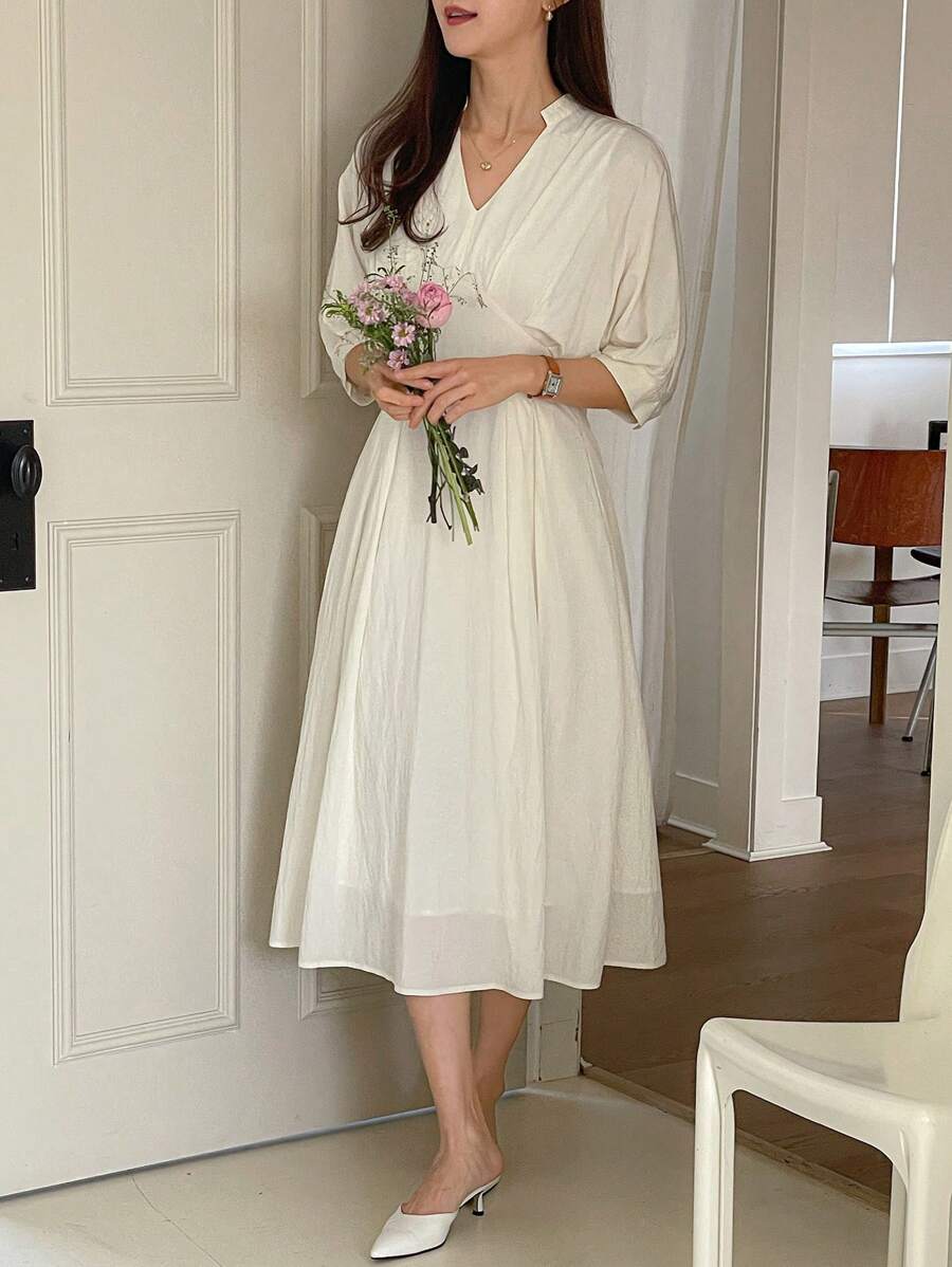 DAZY 女式休闲简约纯色缺口领连衣裙