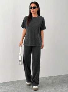 SHEIN PETITE Spring And Summer Home Casual Round Neck Short-Sleeved T-Shirt + Straight Trousers, Old Washed, Fried Snowflakes Loose Suit