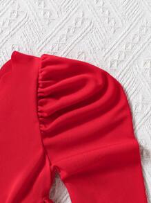 年轻女孩舞会礼服红色刺绣领泡泡袖舒适针织套头衫搭配白色网眼连衣裙，配红色心形网眼下摆和腰带，优雅可爱的日常连衣裙 - 彩色 - 查看 7