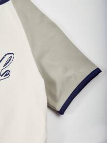 SHEIN Set de 2 piezas para niños mayores que incluye camiseta de manga corta con estampado vintage americano y pantalones cortos casuales a juego