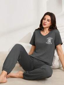 Lazeform Slogan Print Casual Jacquard Short Sleeve Top & Pants Women Pajama Set