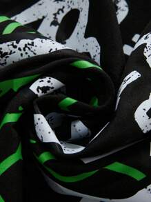 Manfinity EMRG Oversized Short Black T-Shirt With Green Graffiti Woman Figure Print - Black - View 5