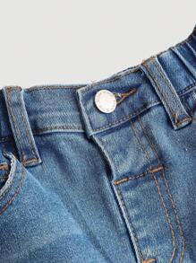 Maija Kids Maija Kids Young Girl' Shimmery Heart Rhinestone Decor Blue Denim Stretchy Flare Jeans - Light Wash - View 3