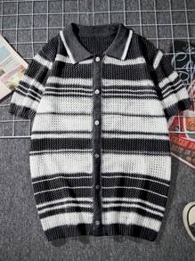 Manfinity Hypemode Men's Front Button Short Sleeve Striped Casual Knitted Top
