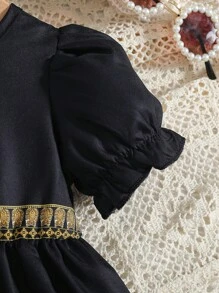 SHEIN Baby Girl's Unique Retro Print Pattern Cute Puff Sleeve Dress - Black - View 4