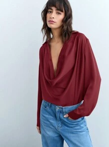 Maija 女士红色缎纹斜纹垂褶领纽扣前襟优雅休闲日常长袖衬衫，早春夏季女士外出上衣，夏季女士外出上衣 - 紅色 - 查看 6