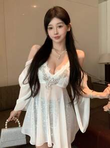 DAZY Blusa de gasa transparente con cuello en V, decorada con perlas y lentejuelas, con diseño de parches y volantes, para citas nocturnas, bodas - Blanco - Ver 4