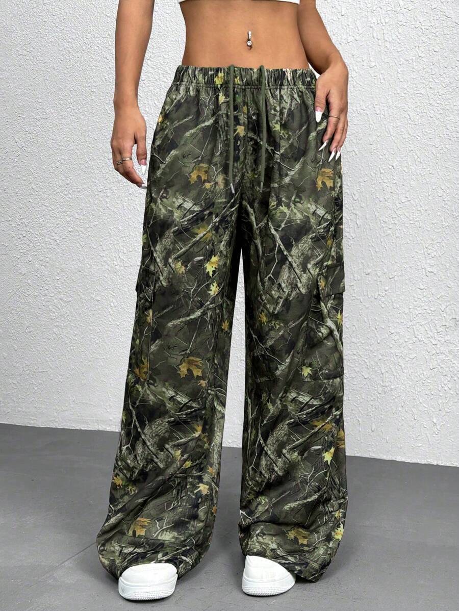 SHEIN EZwear 女士迷彩印花抽绳休闲运动裤 - 軍綠色 - 查看 1