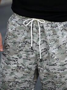 Manfinity Homme Pantalones casuales de hombre con bolsillos cargo y estampado de camuflaje - Verde - Ver 5