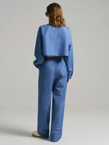 Ontre 2 件套女式 2025 新款仿牛仔围脖领落肩长袖上衣和裤子套装，短袖上衣配松紧腰修身裤，宽松舒适，休闲日常穿着，春夏，老钱风 - 藍色 - 查看 5