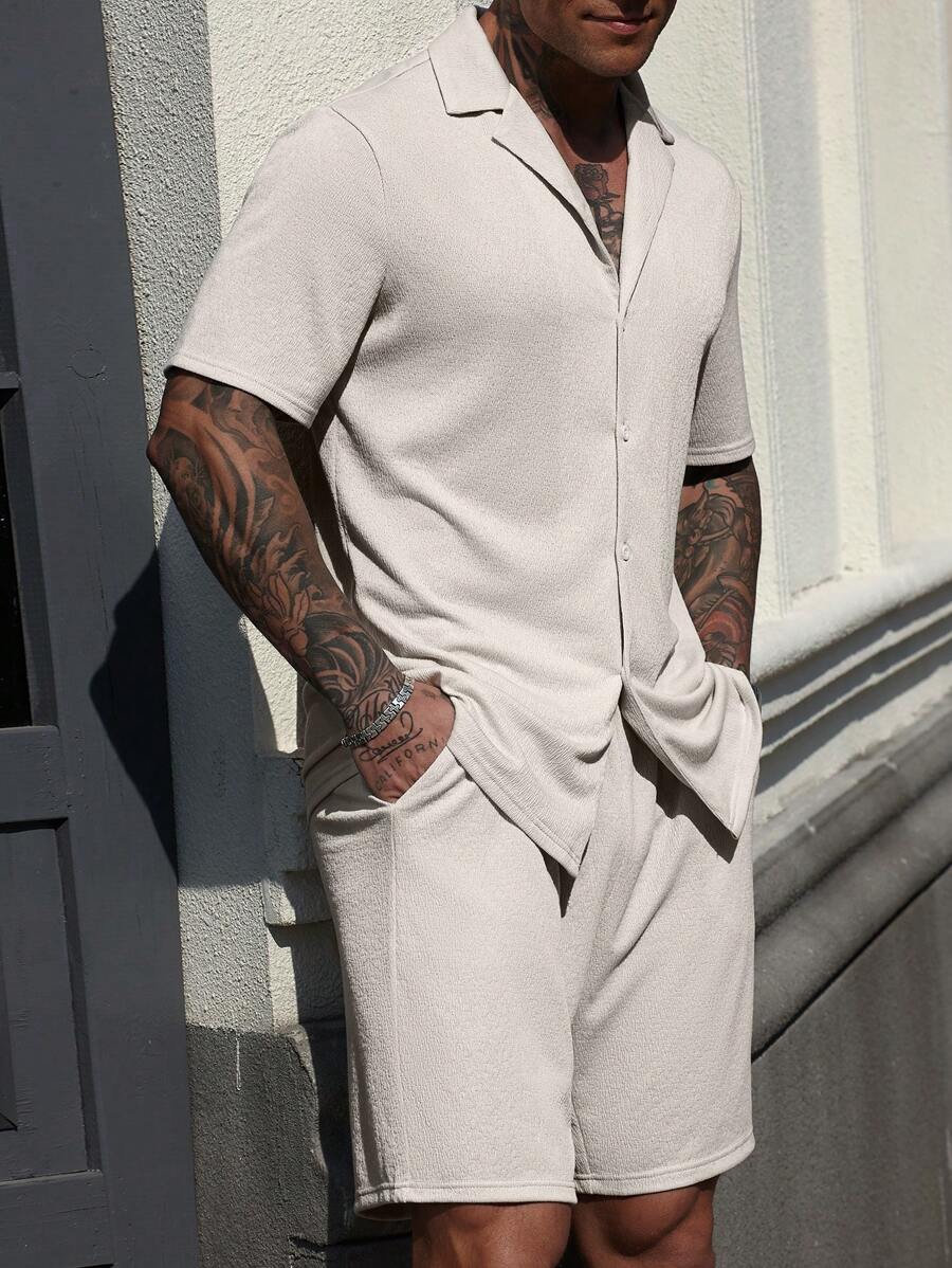 Manfinity CasualCool Schlichtes, modisches, lässiges, einfarbiges Button-Down-Hemdset für Herren