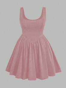 Flirla 大码纯色宽肩带褶皱下摆休闲连衣裙