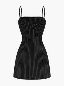 Flirla 2 pièces/Set : Blazer court rayé simple grande taille + Robe nuisette, Tenues décontractées