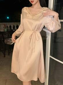 DAZY Camisón de pijama holgado con parches de encaje y mangas 3/4 para mujer