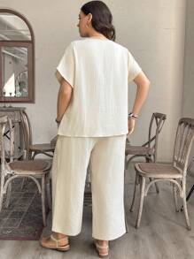 SHEIN LUNE Plus Size Chillax Mother's Day Cozy Fit Women Military Green-Color Casual Decorative Collar Summer Western Wear Women Boho Bohemian 90s Clothes Festival Modesty Clothes Women Outfits Western Wear Women Cowgirl Outfit Boho Bohemian Country Summer Boho Old Money Summer Outfits For Women Rave Outfits Festival Outfits Slouchy Casual Style Bohemian 2pcs/Set - Beige - View 2