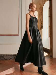 Anewsta Elaire 女士高腰褶皱大码 PU 长款吊带连衣裙 Old Money - 黑色 - 查看 6