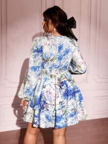 Celure Robe courte à manches longues imprimée de plantes, grande taille